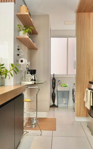 Apartamento à venda com 77m², 2 quartos e 2 vagasCozinha e Área de Serviço