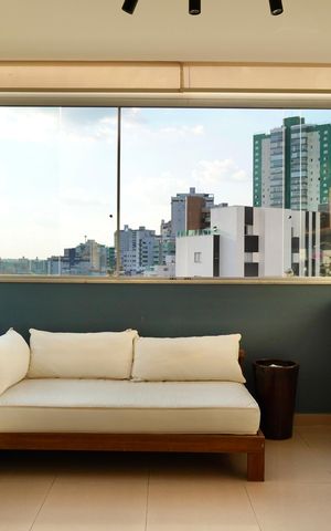 Apartamento à venda com 77m², 2 quartos e 2 vagasSala 
