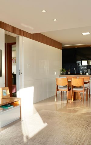 Apartamento à venda com 77m², 2 quartos e 2 vagasSala 