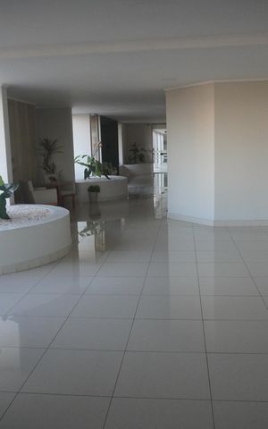Apartamento para alugar com 232m², 2 quartos e 3 vagasHall