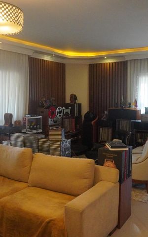 Apartamento para alugar com 232m², 2 quartos e 3 vagasSala de Estar