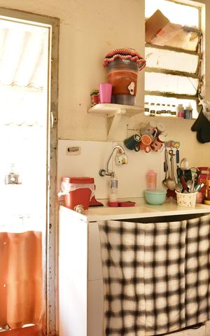 Casa à venda com 110m², 2 quartos e 1 vaga Casa à venda com 110m², 2 quartos e 1 vagaCozinha