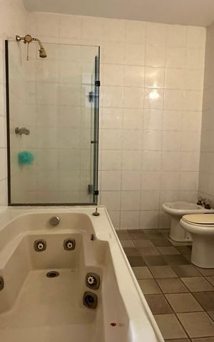 Apartamento para alugar com 190m², 3 quartos e 1 vaga