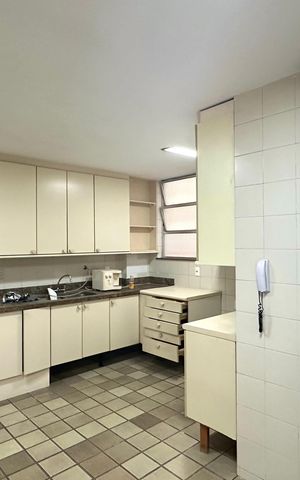 Apartamento para alugar com 190m², 3 quartos e 1 vaga