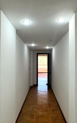 Apartamento para alugar com 190m², 3 quartos e 1 vaga