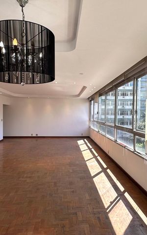 Apartamento para alugar com 190m², 3 quartos e 1 vaga