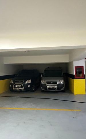 Apartamento para alugar com 190m², 3 quartos e 1 vaga