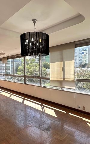 Apartamento para alugar com 190m², 3 quartos e 1 vaga
