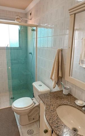 Apartamento para alugar com 180m², 2 quartos e 2 vagas Apartamento para alugar com 180m², 2 quartos e 2 vagasBanheiro
