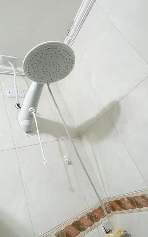 Casa à venda com 240m², 3 quartos e 3 vagas Casa à venda com 240m², 3 quartos e 3 vagasBanheiro