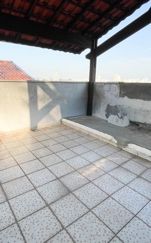 Casa à venda com 240m², 3 quartos e 3 vagas Casa à venda com 240m², 3 quartos e 3 vagasChurrasqueira