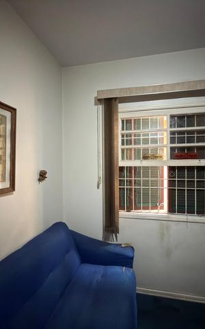 Casa à venda com 238m², 3 quartos e 3 vagas Casa à venda com 238m², 3 quartos e 3 vagasQuarto 3