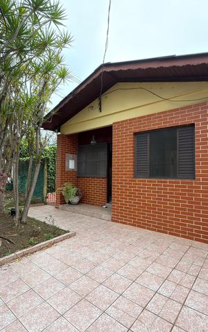 Casa à venda com 238m², 3 quartos e 3 vagas Casa à venda com 238m², 3 quartos e 3 vagasGaragem 2