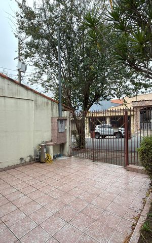 Casa à venda com 238m², 3 quartos e 3 vagas Casa à venda com 238m², 3 quartos e 3 vagasGaragem 2
