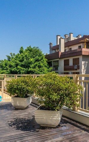 Apartamento para alugar com 153m², 3 quartos e 2 vagas Apartamento para alugar com 153m², 3 quartos e 2 vagasÁrea externa
