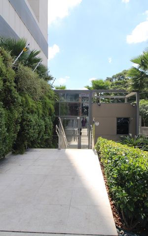 Apartamento para alugar com 62m², 2 quartos e 1 vagaFachada