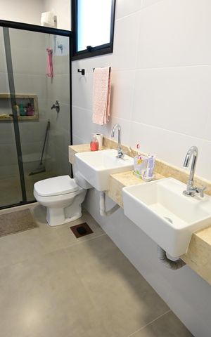 Casa de condomínio para alugar com 152m², 3 quartos e 2 vagas