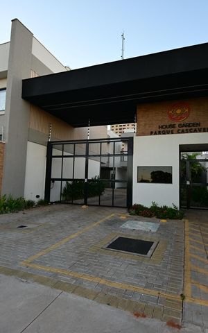 Casa de condomínio para alugar com 152m², 3 quartos e 2 vagas