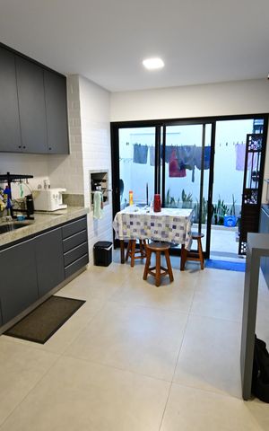 Casa de condomínio para alugar com 152m², 3 quartos e 2 vagas