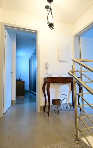 Casa de condomínio para alugar com 152m², 3 quartos e 2 vagas