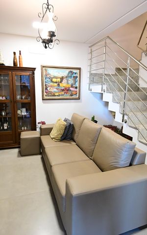 Casa de condomínio para alugar com 152m², 3 quartos e 2 vagas