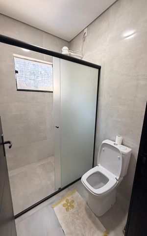 Casa de condomínio à venda com 259m², 4 quartos e 4 vagasBanheiro das Demisuítes