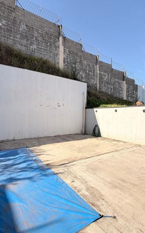 Casa de condomínio à venda com 259m², 4 quartos e 4 vagasQuintal