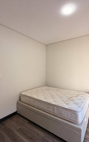 Casa de condomínio à venda com 259m², 4 quartos e 4 vagasQuarto 4 (demisuíte)