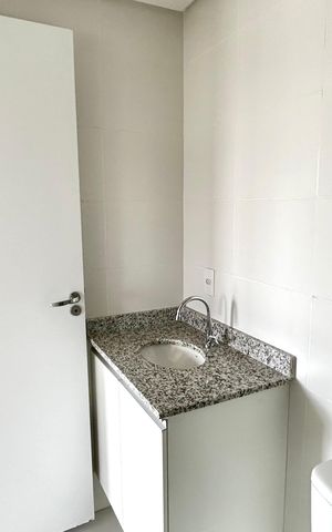 Apartamento para alugar com 47m², 2 quartos e 1 vaga Apartamento para alugar com 47m², 2 quartos e 1 vagaBanheiro