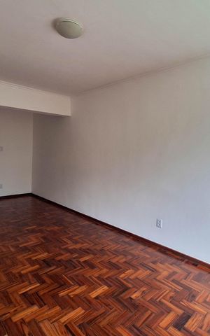 Apartamento à venda com 75m², 2 quartos e sem vaga Apartamento à venda com 75m², 2 quartos e sem vagaSala