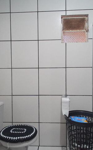 Casa à venda com 240m², 2 quartos e sem vagaBanheiro