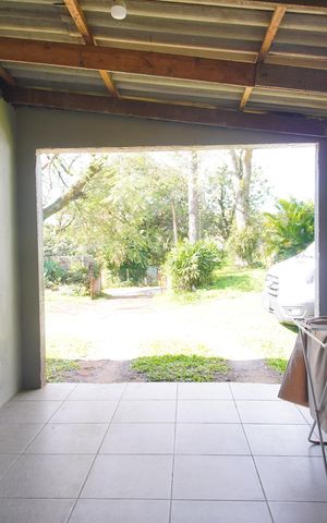 Casa à venda com 240m², 2 quartos e sem vagaGaragem