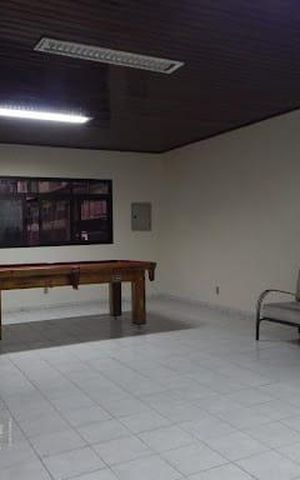 Casa à venda com 196m², 3 quartos e 3 vagas