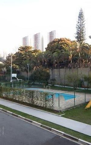 Casa à venda com 196m², 3 quartos e 3 vagas