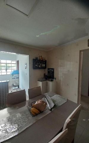 Casa à venda com 275m², 2 quartos e 2 vagas