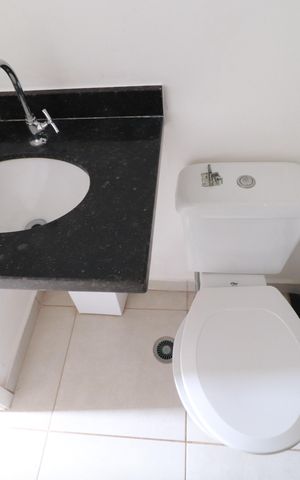 Apartamento para alugar com 60m², 2 quartos e 1 vagaBANHEIRO 