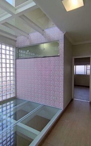 Casa à venda com 210m², 3 quartos e 2 vagas