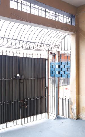 Casa à venda com 185m², 2 quartos e 2 vagasGaragem
