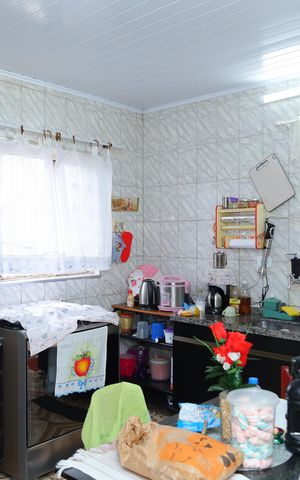 Casa à venda com 185m², 2 quartos e 2 vagasCozinha