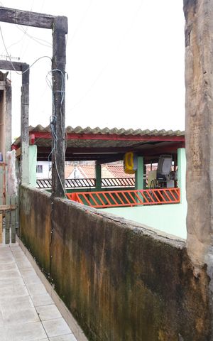 Casa à venda com 185m², 2 quartos e 2 vagasCorredor