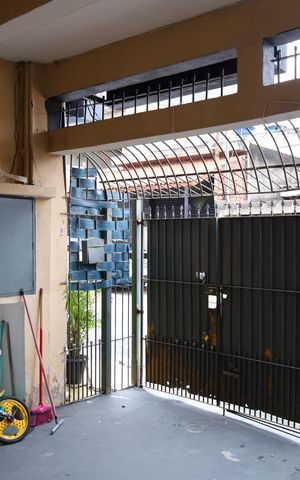 Casa à venda com 185m², 2 quartos e 2 vagasGaragem