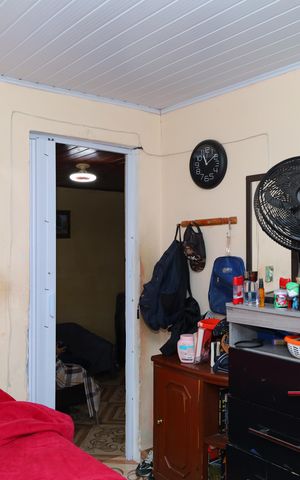 Casa à venda com 185m², 2 quartos e 2 vagasQuarto 1