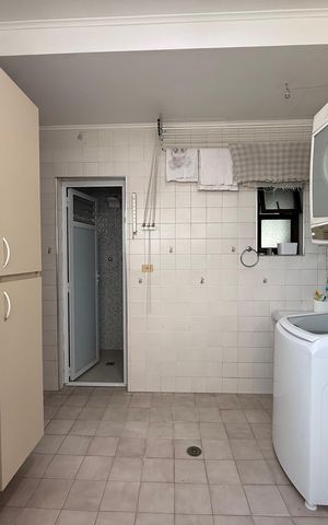 Apartamento para alugar com 143m², 3 quartos e 2 vagas Apartamento para alugar com 143m², 3 quartos e 2 vagasÁrea de Serviço