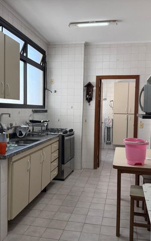 Apartamento para alugar com 143m², 3 quartos e 2 vagas Apartamento para alugar com 143m², 3 quartos e 2 vagasCozinha