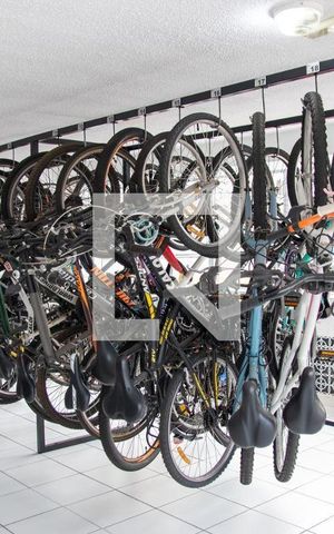 Apartamento à venda com 47m², 2 quartos e 1 vaga Apartamento à venda com 47m², 2 quartos e 1 vagaÁrea comum - Bicicletario