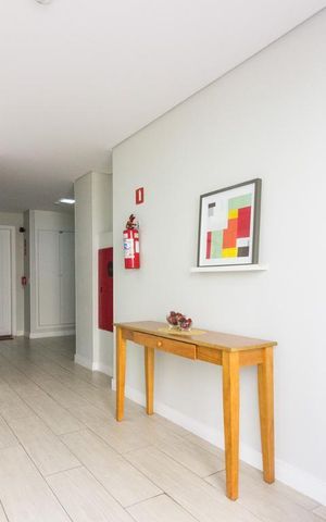 Apartamento à venda com 47m², 2 quartos e 1 vaga Apartamento à venda com 47m², 2 quartos e 1 vagaHall social