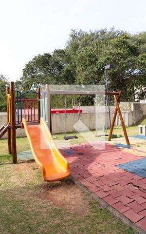 Apartamento à venda com 47m², 2 quartos e 1 vaga Apartamento à venda com 47m², 2 quartos e 1 vagaÁrea comum - Playground