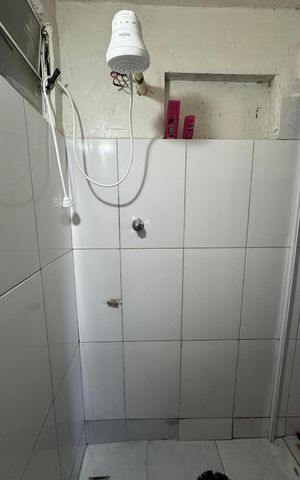 Casa à venda com 283m², 6 quartos e 2 vagas Casa à venda com 283m², 6 quartos e 2 vagasBanheiro Anexo 2