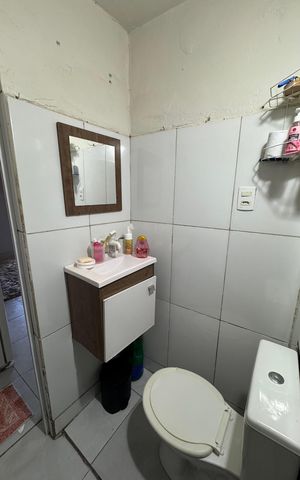 Casa à venda com 283m², 6 quartos e 2 vagas Casa à venda com 283m², 6 quartos e 2 vagasBanheiro Anexo 2