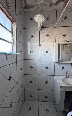 Casa à venda com 283m², 6 quartos e 2 vagas Casa à venda com 283m², 6 quartos e 2 vagasBanheiro da Suíte Anexo 3